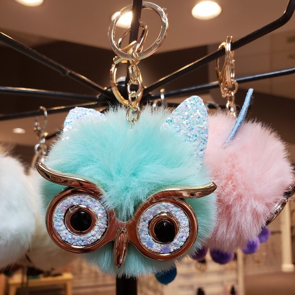 Pompom keys chains - Picture 7 of 8